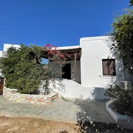 - Paros, Vassilia - 3 Alikí